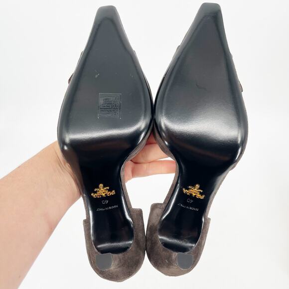 Prada IT 40 Graphite Suede D’Orsay Pumps with Oversized Buckle New with Box - Picture 10 of 13